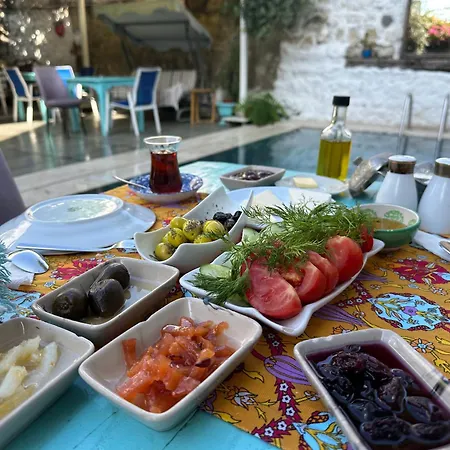 Asmali Otel Alaçatı