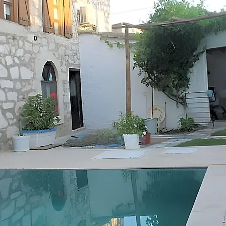 Asmali Hotel 3*